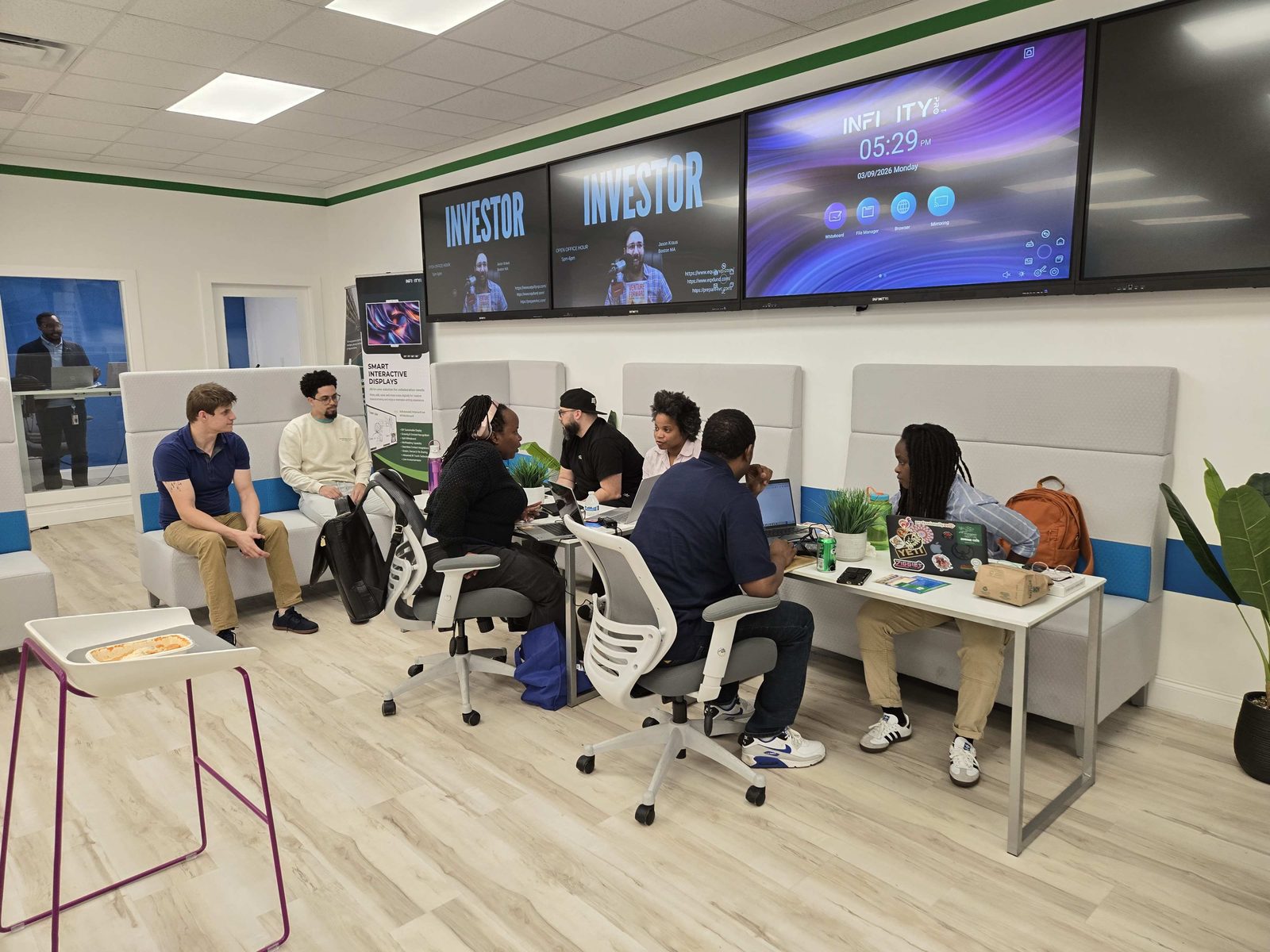 Investor office hours at FES with founders meeting